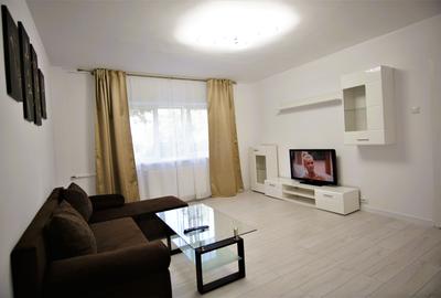 Apartament cu 3 camere decomandat, mobilat în Nerva Traian