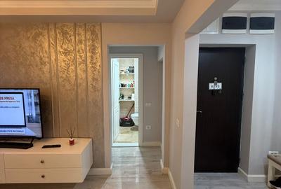 INEL 2- 4 camere decomandat 159000 euro! - 8
