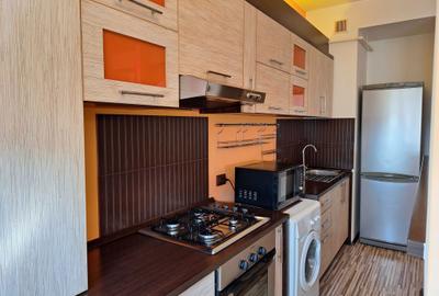 Apartament cu 2 camere decomandat în UTA - 1