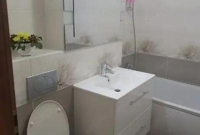 Apartament cu 2 camere decomandat în Eroii Revoluției - 1
