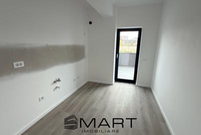 Apartament cu 3 camere decomandat în Tractorul - 5