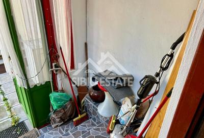 Apartament spatios la casa , 3 camere, zona Piata Cibin - 6