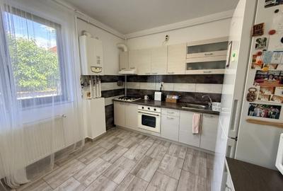 Casă cu 4 camere în Roșu - 6