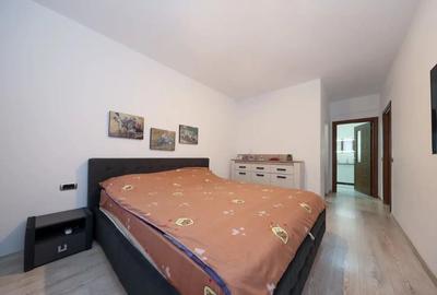 Apartament cu 2 camere decomandat, mobilat în Tractorul - 3
