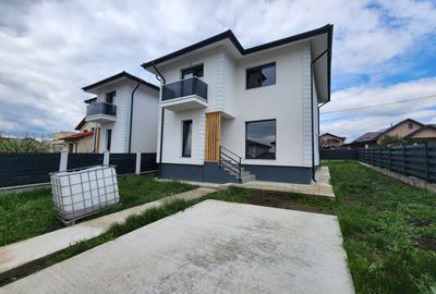 Duplex cu 4 camere cu Teren 325 Mp în Valea Adâncă - 18