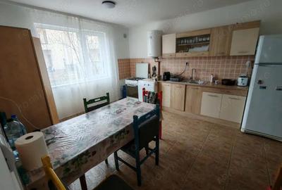 Casă cu Teren 404 Mp în Central - 3