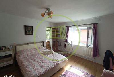 Casă cu 3 camere cu Teren 580 Mp în Central - 3