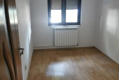 Apartament cu 2 camere semidecomandat, mobilat în Spital - 4