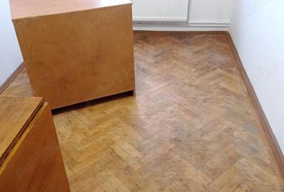 Apartament renovat, 3 camere, semidecomandat, etaj 3, zona Micro 20 - 5