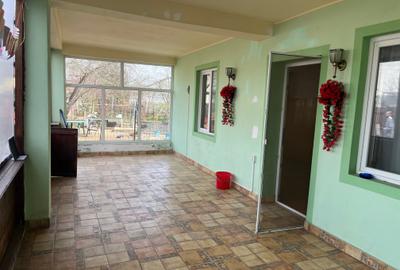 Vilă spațioasă în Giulești / Spacious Villa in Giulești - 14