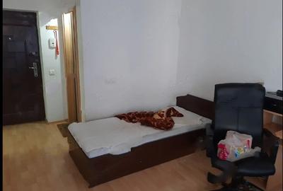 Titan,Auchan,bl.2009,et.4/11,DECOMANDATA,Amenajata,centrala,mobilata utilata - 3