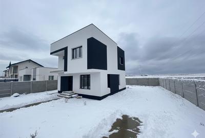 Casă individuală cu 4 camere cu Teren 350 Mp în Berceni
