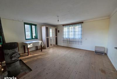 Casă cu 4 camere cu Teren 1887 Mp în Burjuc - 20