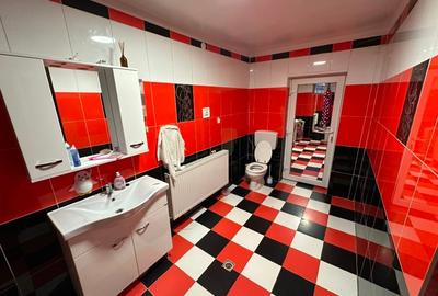 Două case la curte comuna, 700mp teren, Bocșa Montană (Str Reșiței) - 9