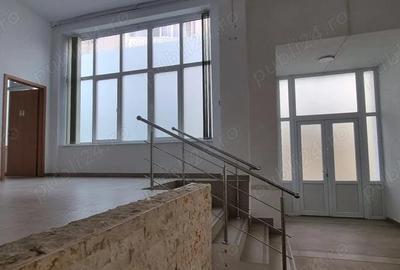 Inchiriez spatiu ultracentral Pitesti, 700 mp, vitrina mare stradala - 15