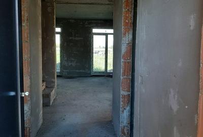 Casa  - zona Mehala- super pret - 4