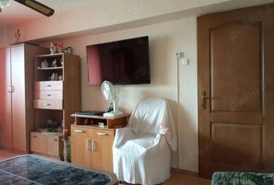 Vand apartament 2 camere in Sighisoara, etaj 4, cartier Baragan