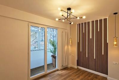 Apartament cu 2 camere semidecomandat în P-ța Victoriei - 3