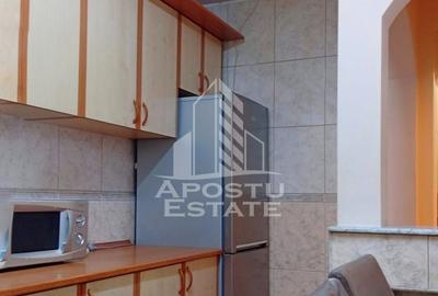 Apartament cu 3 camere decomandat, mobilat în UTA - 5