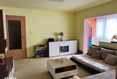 Apartament cu 3 camere, mobilat în Girocului - 2