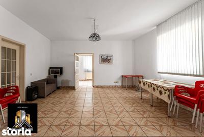 Casă cu 10 camere cu Teren 355 Mp în Bucureștii Noi