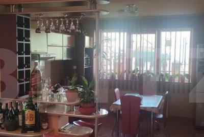 Casă cu 7 camere cu Teren 602 Mp în Nufărul