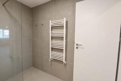 Apartament cu 2 camere semidecomandat în Tractorul - 15