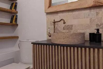 Casă cu 4 camere cu Teren 250 Mp în Central - 2