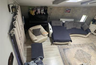 Casă cu 5 camere cu Teren 1000 Mp în Central - 3