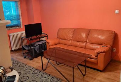 Apartament cu 3 camere decomandat în Vitan - 4
