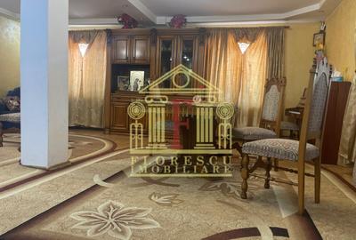 Casă cu 8 camere cu Canalizare în Tătărași - 7