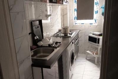 Apartament cu 2 camere decomandat în Teiul Doamnei - 1