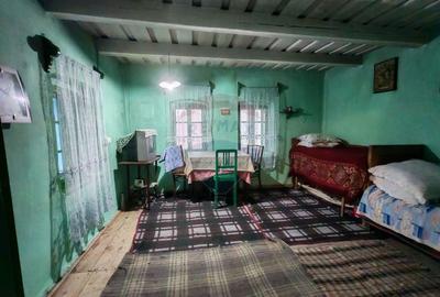 Casă cu 3 camere cu Teren 767 Mp în Poiana Sibiului - 6