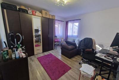 Apartament cu 2 camere decomandat, mobilat în Florești