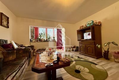 Apartament 3 camere, decomandat, garaj, centrala proprie, zona Lunei - 7