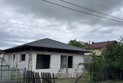 Casă cu 4 camere în Vest - 2