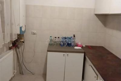 Apartament cu 2 camere semidecomandat în Apărătorii Patriei - 4