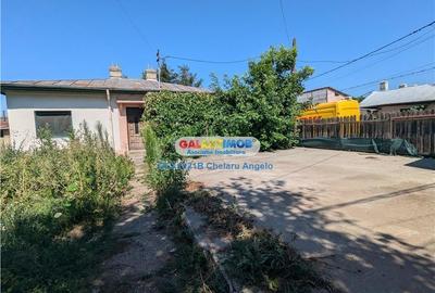 Munții Carpați,teren 569 mp, casa 4 cam si anexe 170 mp,  utilit - 21