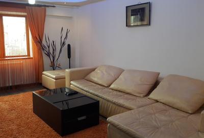 Apartament cu 2 camere decomandat, mobilat în Ultracentral