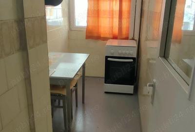 Apartament cu 3 camere semidecomandat în Dacia - 2