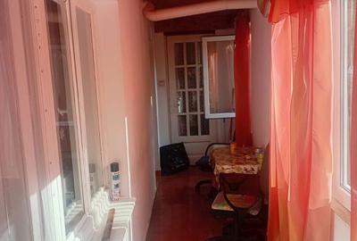 Apartament cu 3 camere decomandat în Central - 7