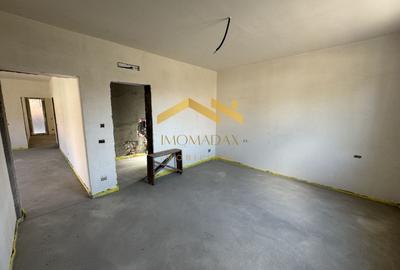 Casă individuală cu 4 camere cu Canalizare în Utvin - 6