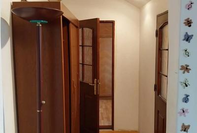 Apartament cu 3 camere semidecomandat în Central - 2