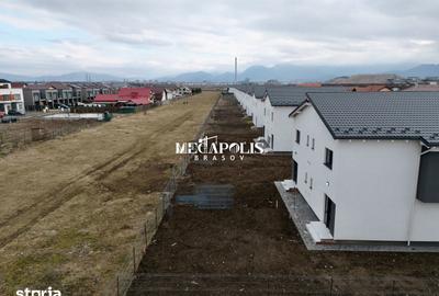 Casă cu 4 camere cu Teren 300 Mp în Central - 9