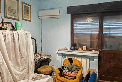 Apartament cu 3 camere decomandat în Sala Palatului