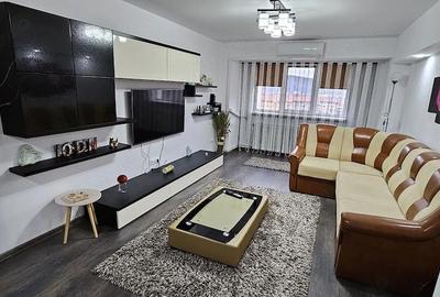 Apartament cu 3 camere decomandat în Central - 1