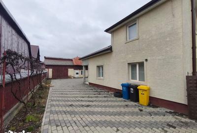 Casă cu 5 camere cu Teren 500 Mp în Central - 2