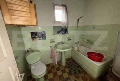 Casa de vanzare 3 camere - 6