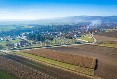 De vanzare teren intravilan la intrarea in Arcus - 16