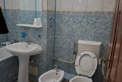 Apartament cu 2 camere decomandat în Mioriței